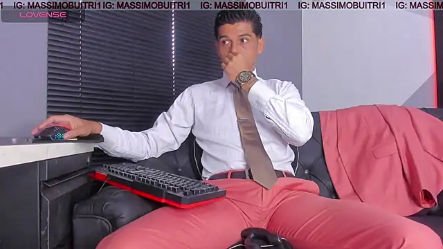 Snapshot of massimo_g chatting on July 28, 2026, 12:01 pm massimo g online show from July 28, 2026, 12:01 pm