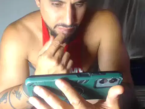 Snapshot of sebasx412 chatting on May 19, 2026, 9:33 pm sebasx412 online show from May 19, 2026, 9:33 pm