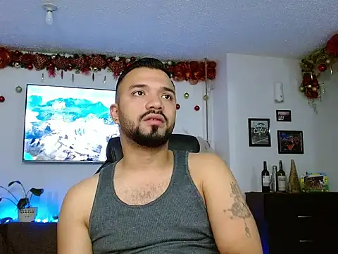 mathew vidal1 online show from November 13, 2025, 9:19 pm