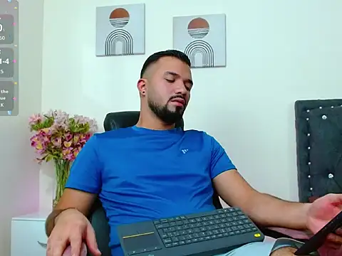 mathew vidal1 online show from April 8, 2026, 4:14 am