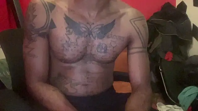 BADDIEBENJI online show from December 5, 2024, 3:42 am