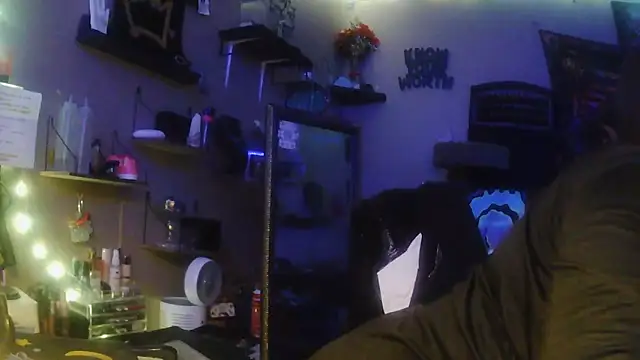 Snapshot of spunlikecottoncandy chatting on March 18, 2026, 7:00 am spunlikecottoncandy online show from March 18, 2026, 7:00 am