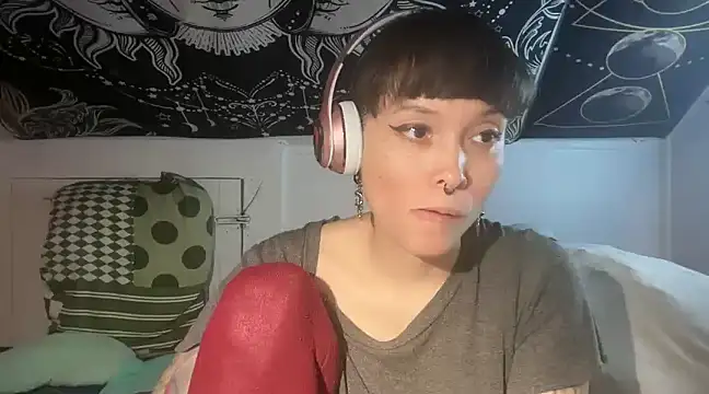 Snapshot of FRRANNKIE chatting on March 17, 2025, 5:45 am FRRANNKIE online show from March 17, 2025, 5:45 am