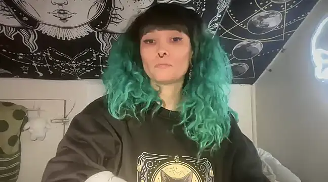 Snapshot of FRRANNKIE chatting on March 3, 2025, 6:56 pm FRRANNKIE online show from March 3, 2025, 6:56 pm