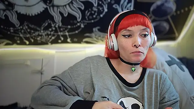 Snapshot of FRRANNKIE chatting on September 21, 2025, 8:52 am FRRANNKIE online show from September 21, 2025, 8:52 am