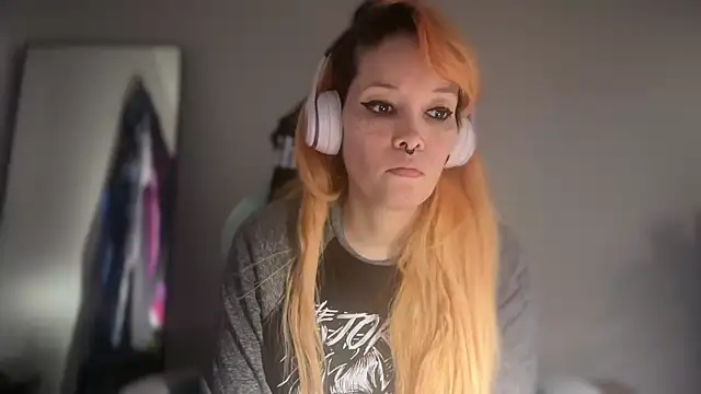 FRRANNKIE online show from February 23, 2026, 2:06 pm