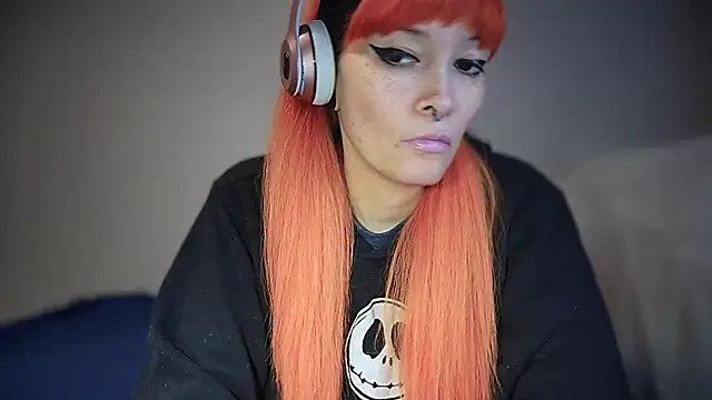 Snapshot of FRRANNKIE chatting on October 25, 2025, 4:51 pm FRRANNKIE online show from October 25, 2025, 4:51 pm