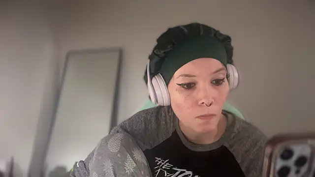 FRRANNKIE online show from March 22, 2026, 3:46 pm