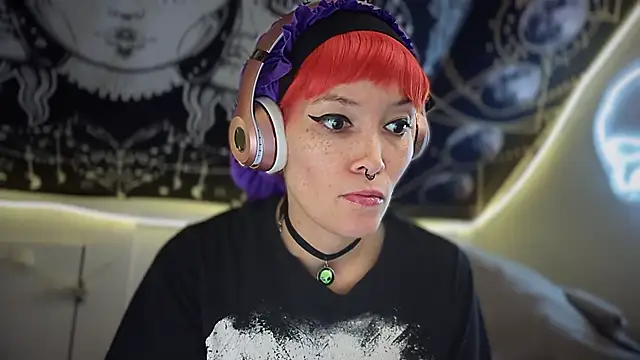 Snapshot of FRRANNKIE chatting on September 27, 2025, 11:49 am FRRANNKIE online show from September 27, 2025, 11:49 am