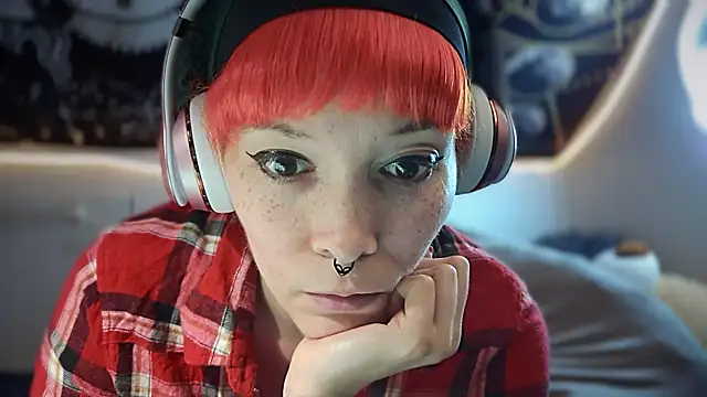 Snapshot of FRRANNKIE chatting on September 25, 2025, 11:16 am FRRANNKIE online show from September 25, 2025, 11:16 am