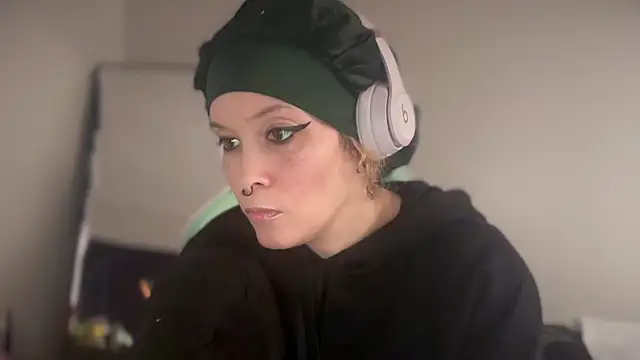 FRRANNKIE online show from March 20, 2026, 2:29 pm