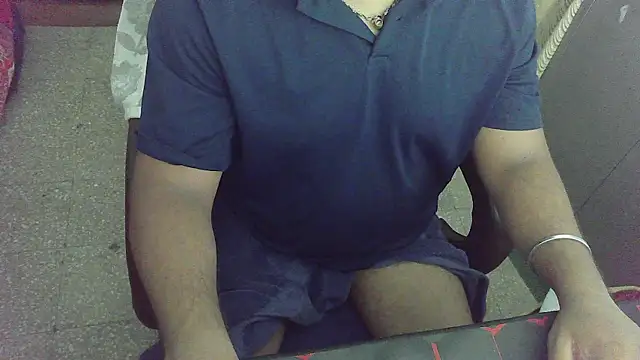 Snapshot of rentarob chatting on October 24, 2025, 12:59 pm rentarob online show from October 24, 2025, 12:59 pm