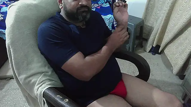 Snapshot of rentarob chatting on November 21, 2025, 5:12 pm rentarob online show from November 21, 2025, 5:12 pm