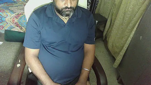 Snapshot of rentarob chatting on November 8, 2025, 8:12 pm rentarob online show from November 8, 2025, 8:12 pm