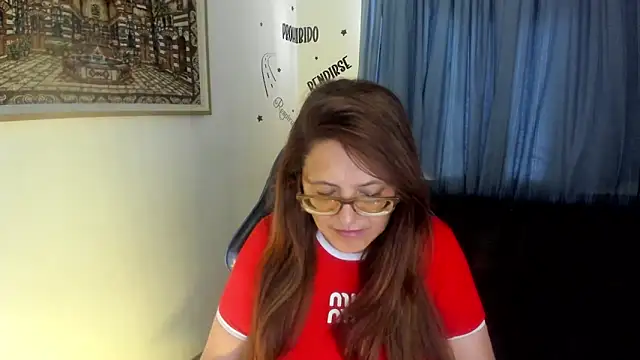 Snapshot of Ivette_Shaira chatting on June 29, 2026, 12:16 pm Ivette Shaira online show from June 29, 2026, 12:16 pm