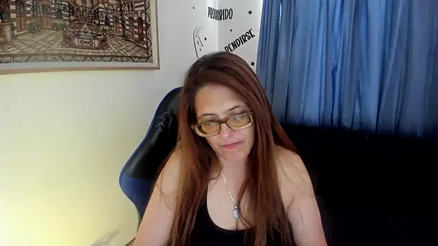 Snapshot of Ivette_Shaira chatting on August 2, 2026, 3:42 pm Ivette Shaira online show from August 2, 2026, 3:42 pm