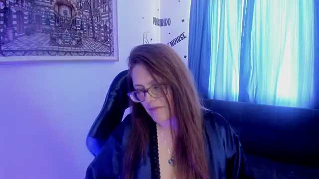 Snapshot of Ivette_Shaira chatting on May 11, 2026, 1:23 pm Ivette Shaira online show from May 11, 2026, 1:23 pm