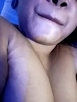 Hotlisa online show from March 3, 2026, 6:26 pm