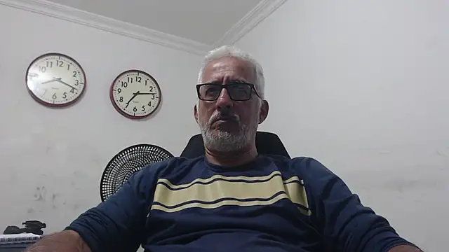 cenizo10124 online show from September 12, 2025, 12:11 am