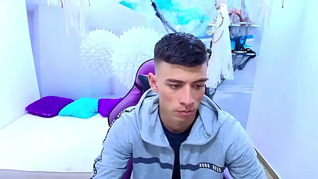 DEIBY BABY online show from October 27, 2025, 6:42 pm