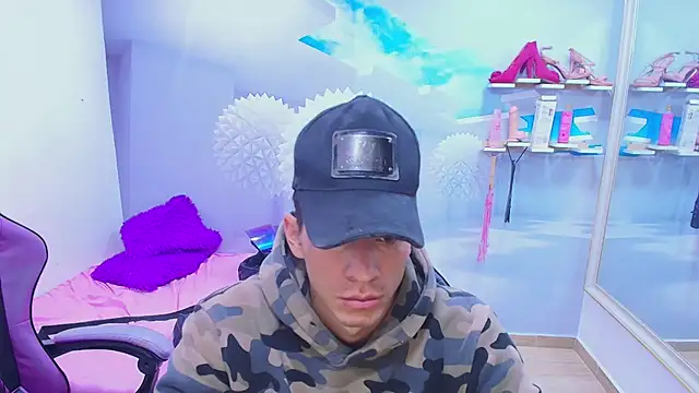 Snapshot of DEIBY_BABY chatting on August 1, 2026, 1:03 am DEIBY BABY online show from August 1, 2026, 1:03 am