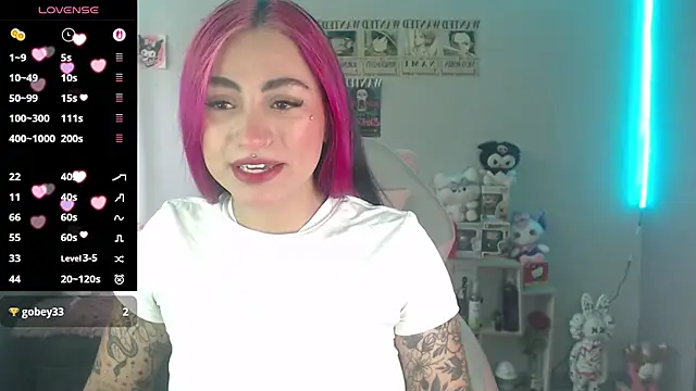 Snapshot of abbie_stone chatting on July 10, 2026, 6:41 pm abbie stone online show from July 10, 2026, 6:41 pm