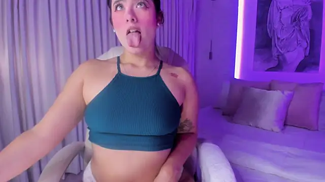 Snapshot of nathalie_rivers chatting on October 18, 2025, 11:23 am nathalie rivers online show from October 18, 2025, 11:23 am