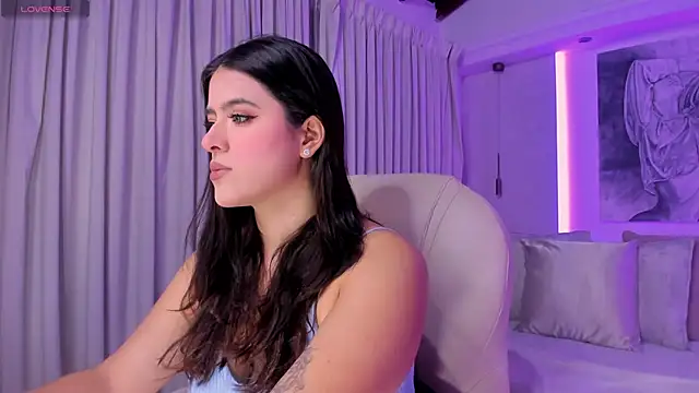 Snapshot of nathalie_rivers chatting on December 4, 2025, 11:09 am nathalie rivers online show from December 4, 2025, 11:09 am