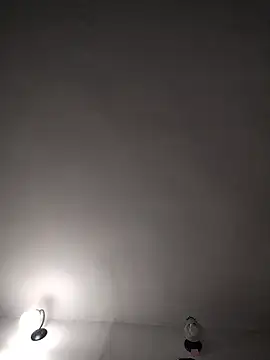 Snapshot of LissaThompsom chatting on December 16, 2025, 1:32 am LissaThompsom online show from December 16, 2025, 1:32 am