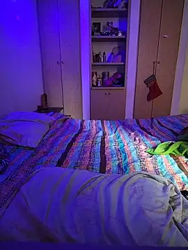 Snapshot of LissaThompsom chatting on November 13, 2025, 4:00 pm LissaThompsom online show from November 13, 2025, 4:00 pm