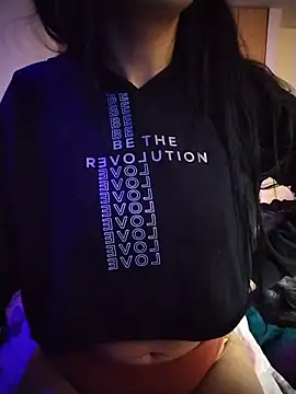 Snapshot of LissaThompsom chatting on October 31, 2025, 9:00 pm LissaThompsom online show from October 31, 2025, 9:00 pm