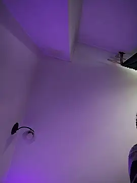 LissaThompsom online show from February 6, 2026, 1:18 pm