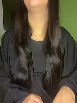 Mayacrayzi online show from April 23, 2026, 8:54 am