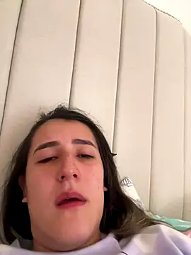 Snapshot of Hanna86 chatting on November 7, 2025, 3:49 pm Hanna86 online show from November 7, 2025, 3:49 pm