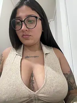 Snapshot of croftsmila chatting on October 25, 2025, 11:05 pm croftsmila online show from October 25, 2025, 11:05 pm