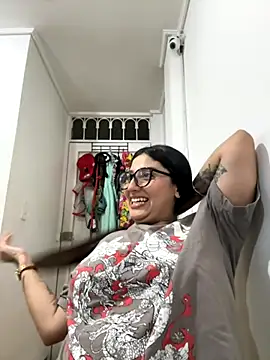 Snapshot of croftsmila chatting on November 4, 2025, 10:57 pm croftsmila online show from November 4, 2025, 10:57 pm