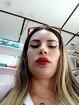 Misscata1106 online show from January 9, 2026, 7:32 pm