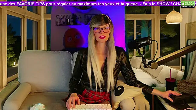 Snapshot of Kittychatte chatting on November 11, 2025, 9:09 pm Kittychatte online show from November 11, 2025, 9:09 pm