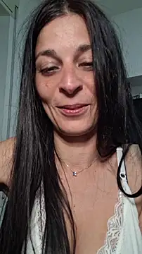 patatinahot87 online show from April 27, 2026, 5:00 pm