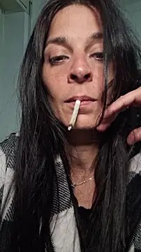 patatinahot87 online show from May 6, 2026, 7:18 pm