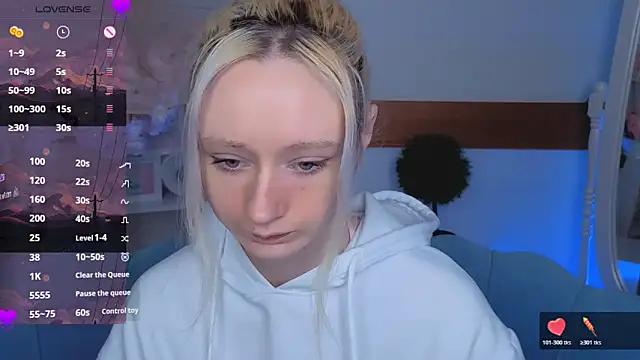 Snapshot of Katia_Kim chatting on February 10, 2026, 7:18 am Katia Kim online show from February 10, 2026, 7:18 am