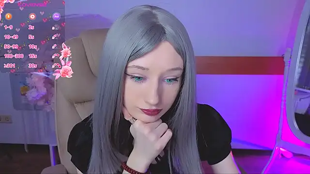 Snapshot of Katia_Kim chatting on November 24, 2025, 6:24 am Katia Kim online show from November 24, 2025, 6:24 am