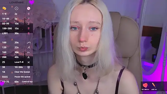 Snapshot of Katia_Kim chatting on February 8, 2026, 6:22 am Katia Kim online show from February 8, 2026, 6:22 am