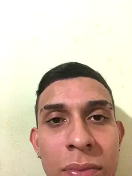 Snapshot of fran777775 chatting on December 13, 2025, 10:49 pm fran777775 online show from December 13, 2025, 10:49 pm