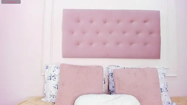 Madiison Cooper online show from January 25, 2025, 9:04 pm