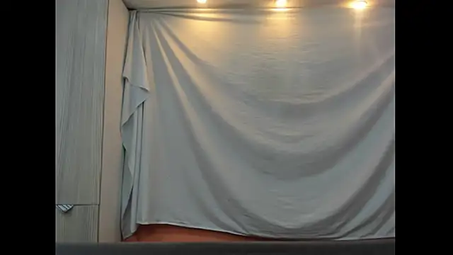 Mhelanny2 online show from January 10, 2026, 4:46 pm