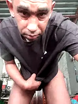 Snapshot of Dillon455669 chatting on March 18, 2025, 7:44 am Dillon455669 online show from March 18, 2025, 7:44 am