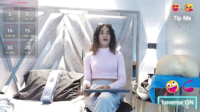 Snapshot of StefanyMiler chatting on October 16, 2025, 8:06 pm StefanyMiler online show from October 16, 2025, 8:06 pm