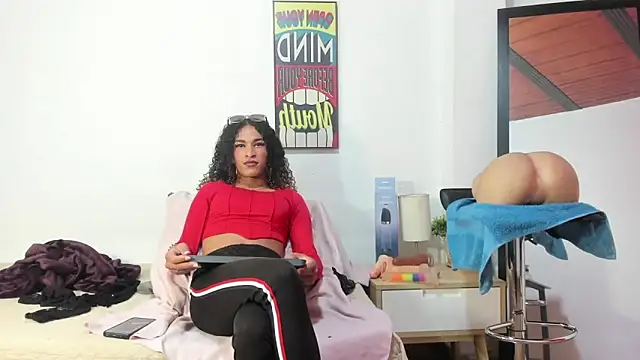 Snapshot of StefanyMiler chatting on December 4, 2025, 6:29 pm StefanyMiler online show from December 4, 2025, 6:29 pm