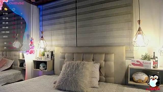 Snapshot of cristal__hot_1 chatting on October 27, 2025, 5:08 am cristal hot 1 online show from October 27, 2025, 5:08 am